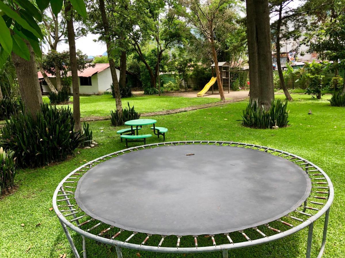 Hotel Rancho Grande Inn Panajachel Exteriör bild