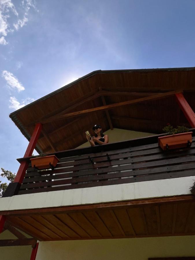 Hotel Rancho Grande Inn Panajachel Exteriör bild